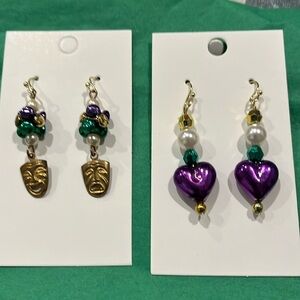 🌻 3/$15 2 pair Mardi Gras Earrings (w/bead bonus)